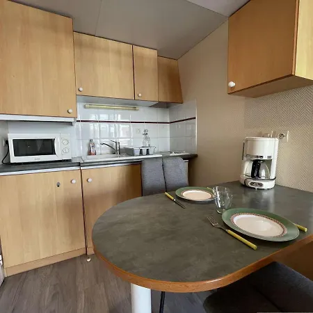 Studio Cosy Avec Balcon, Piscine, Parking Prive Et Menage Inclus A La Rochelle - Fr-1-246-686 * ラ・ロシェル