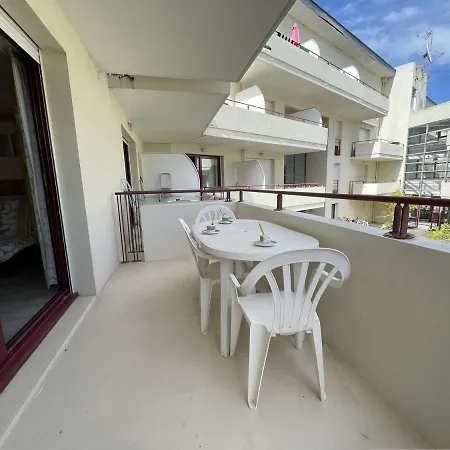 Studio Cosy Avec Balcon, Piscine, Parking Prive Et Menage Inclus A La Rochelle - Fr-1-246-686 アパート ラ・ロシェル